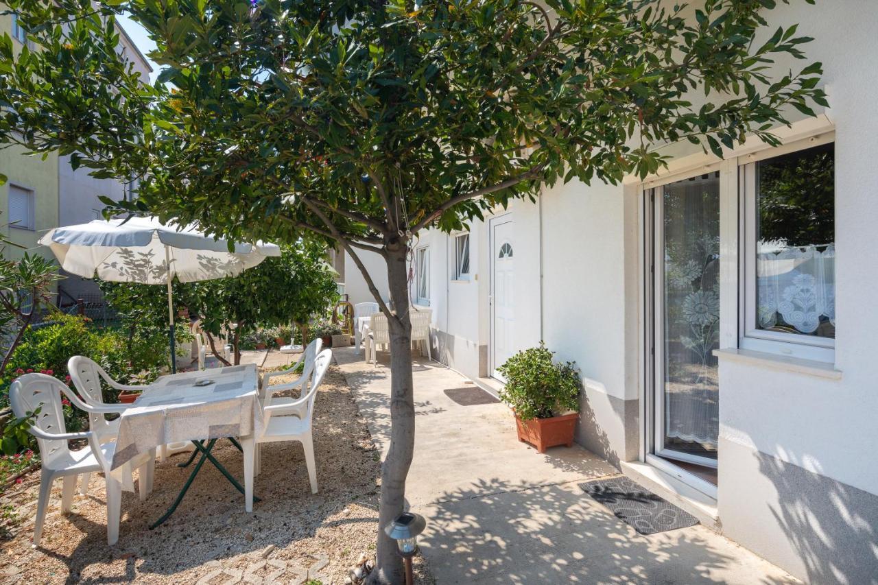 Apartments Near Beach Babic Split Exterior photo