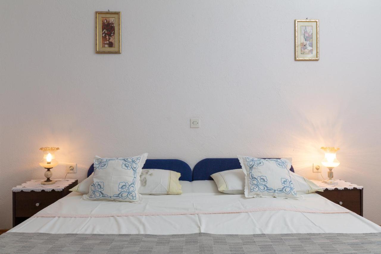 Apartments Near Beach Babic Split Exterior photo