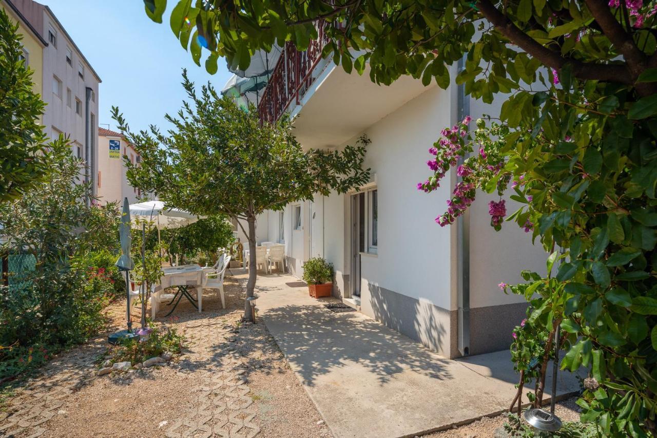 Apartments Near Beach Babic Split Exterior photo